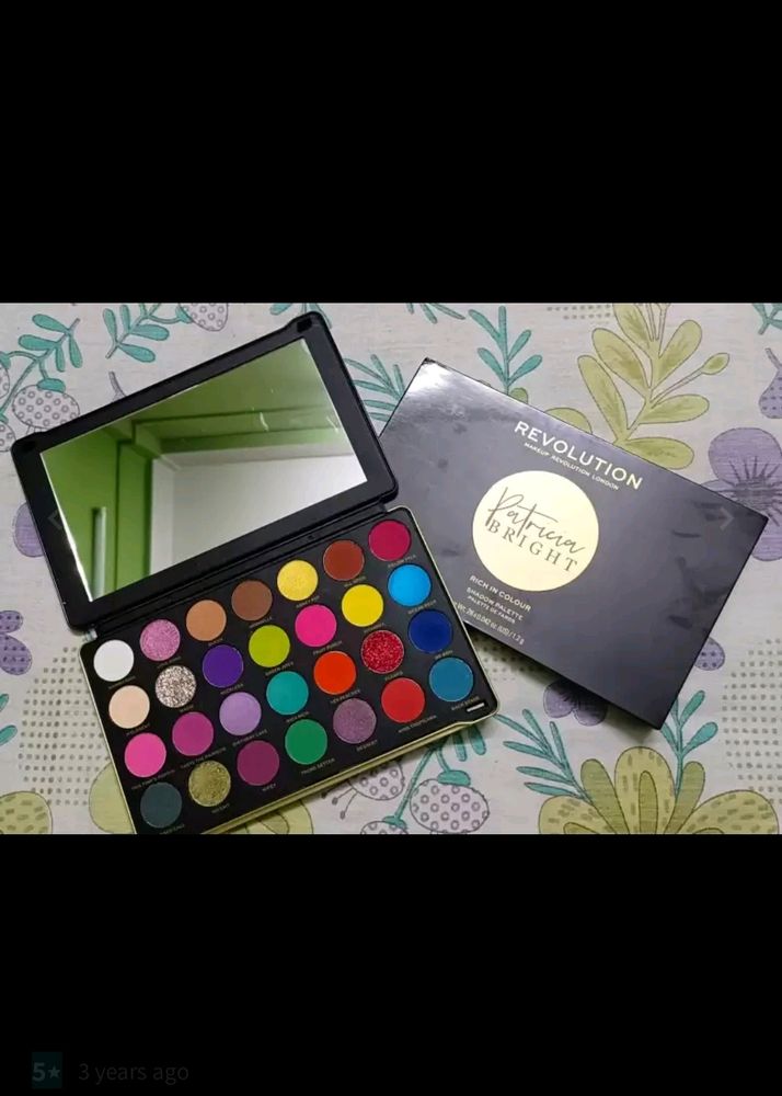 Makeup Revolution London Eyeshadow Pallate