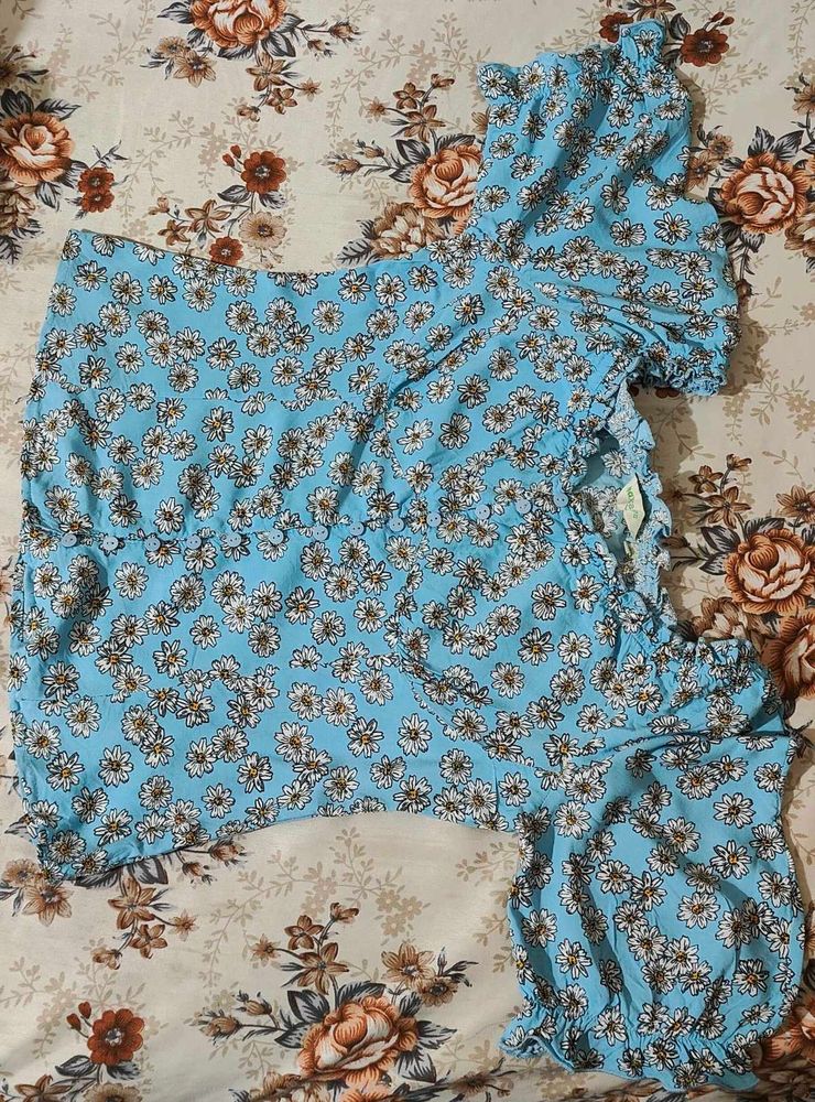 Blue Floral Print Crop Top