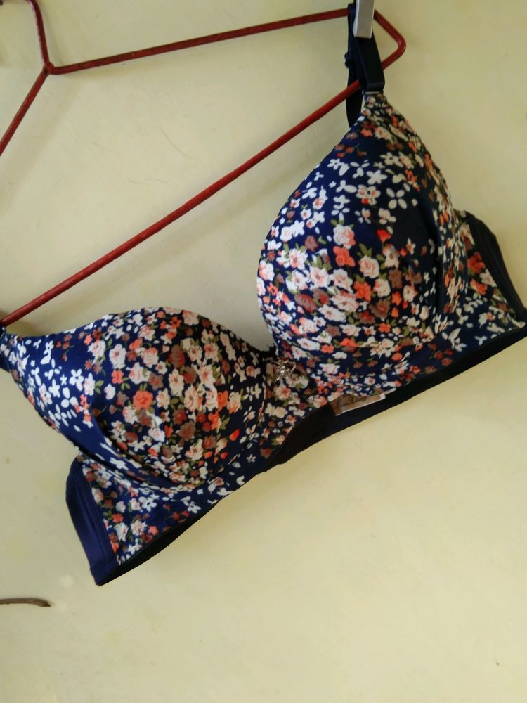 Women&#39;s Pushup Heavly Paded Bra...underwired