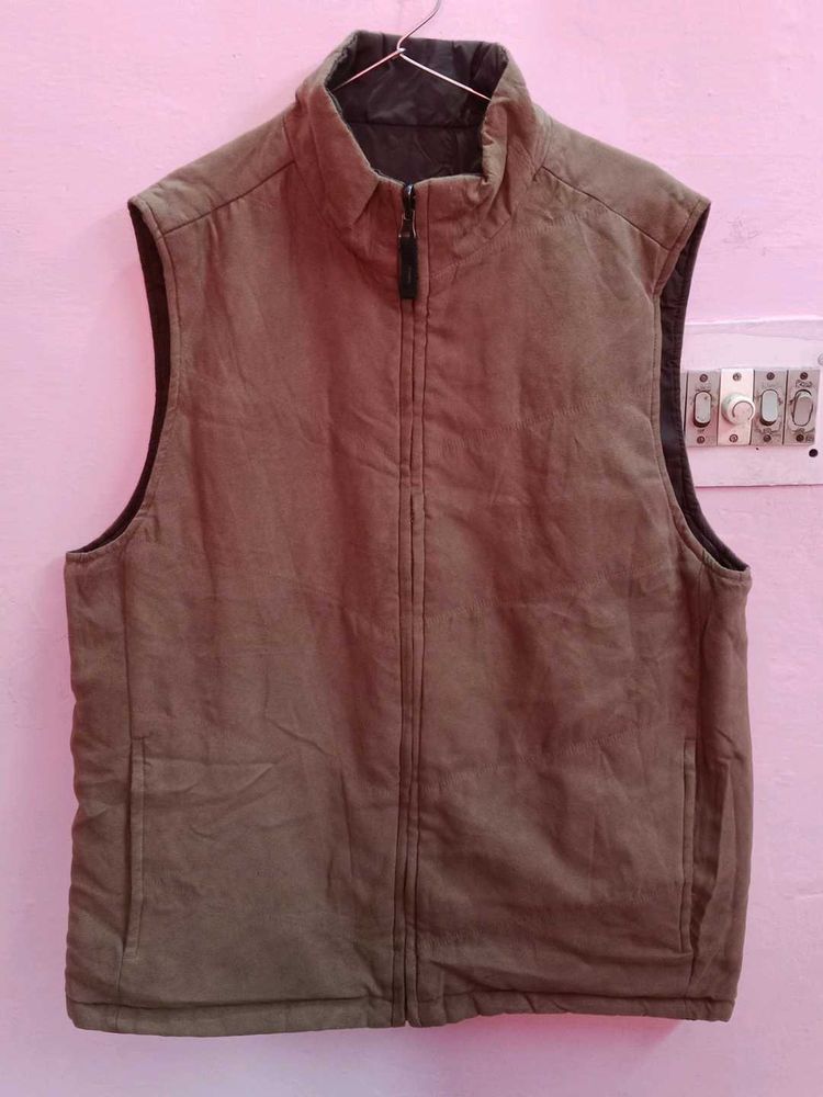 Men&#39;s Sleeveless Jacket