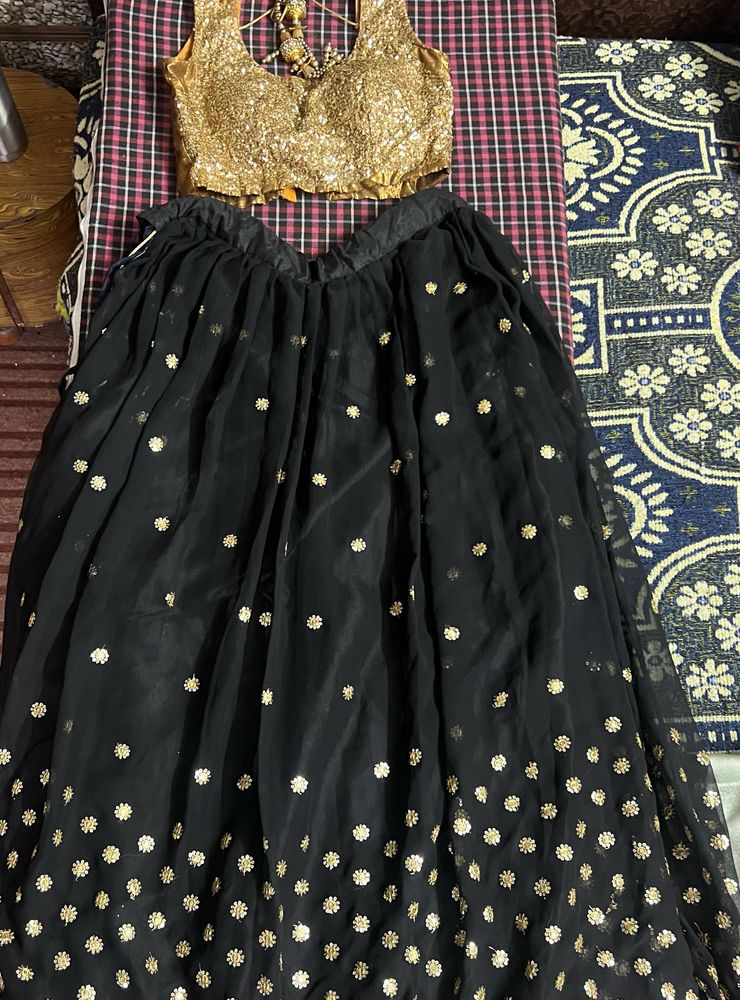 Black Golden Lengha