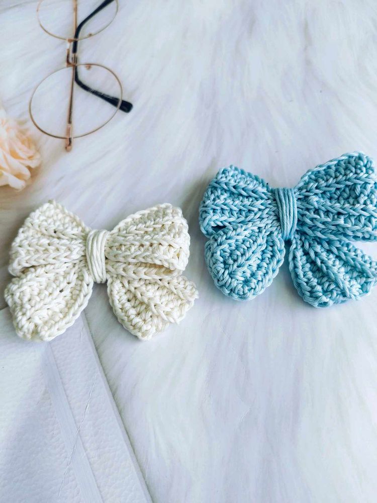 Pack Of 02 Crochet Bow Clips