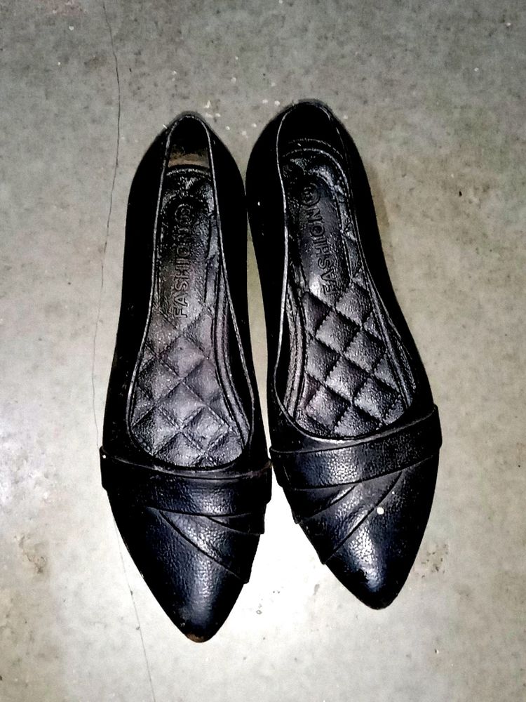 Black Heel Bellies (Jutti)