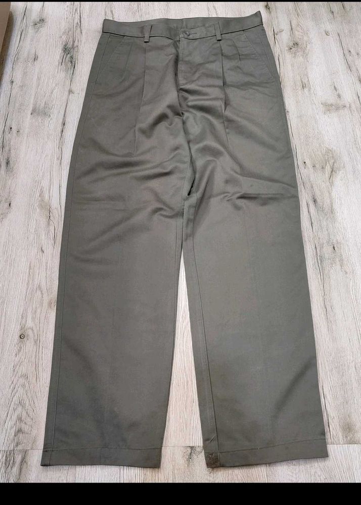 sc3791 Peter England Beggy Pants size 32