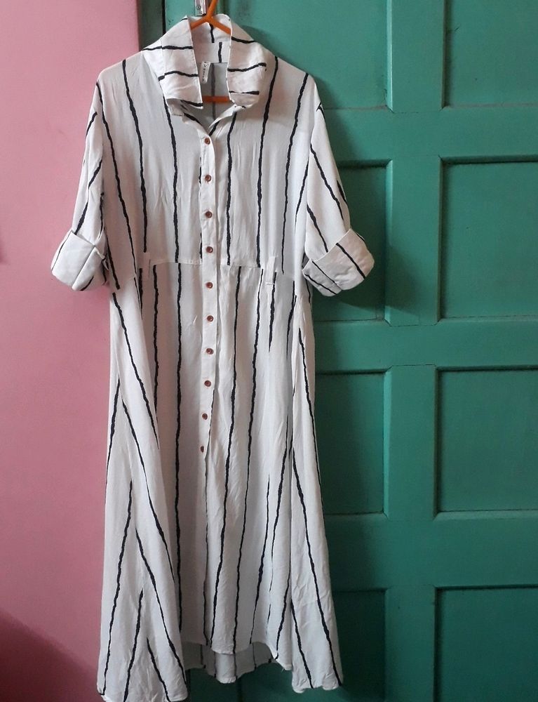 Long Maxi Dress With Button Opening And Leather Be