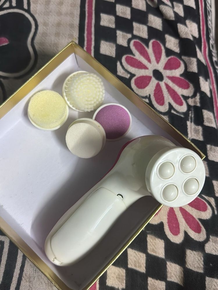 Face Clean Up Tool