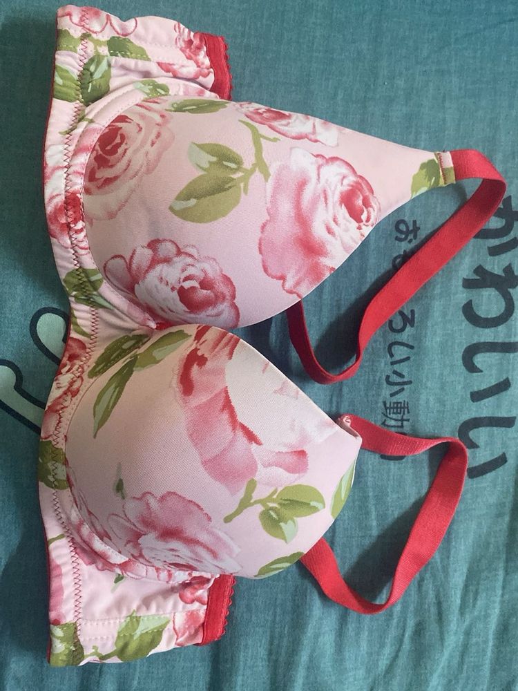 Floral Print Bra underwires 32b lightly padded