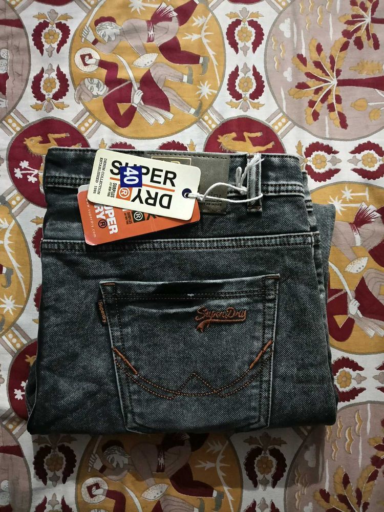 A Baggy Jeans pant