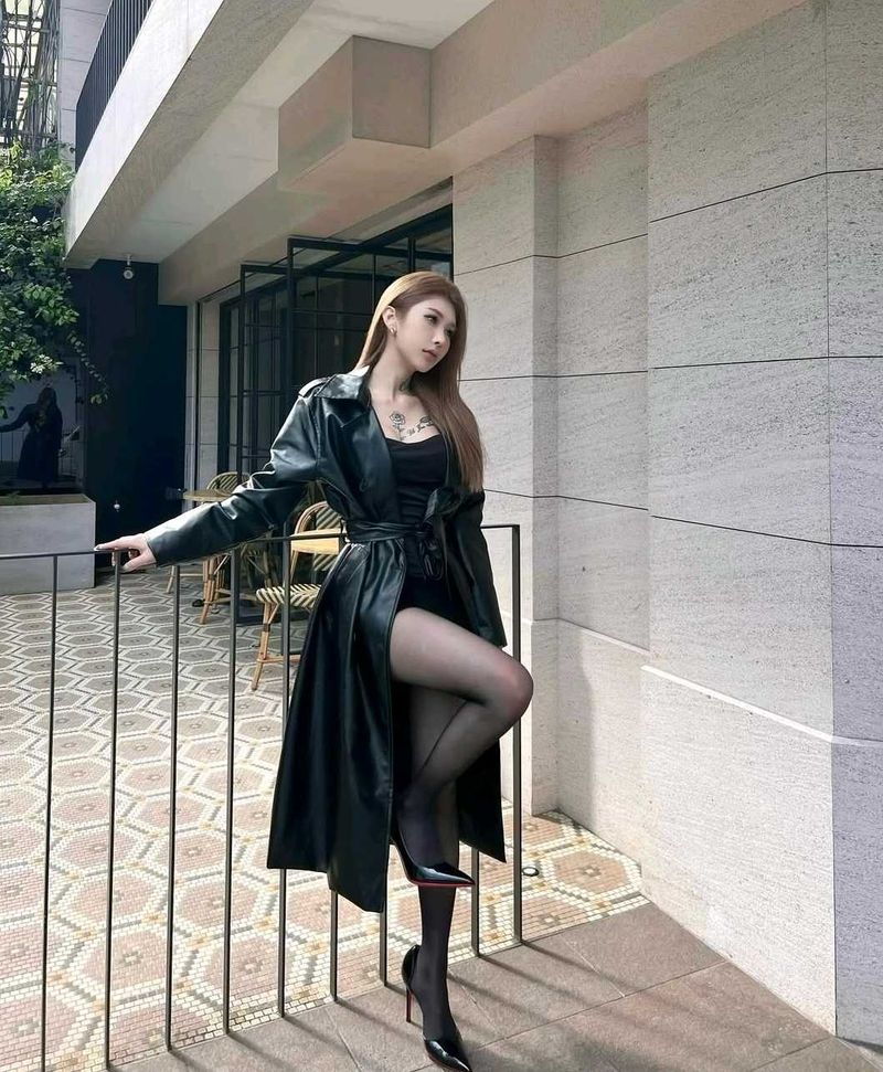 Black Leather Trench Coat For Women(Negotiable)