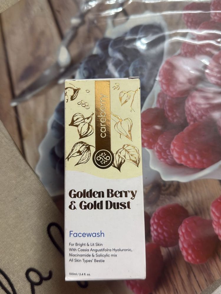 Careberry Gold Dust Face Wash