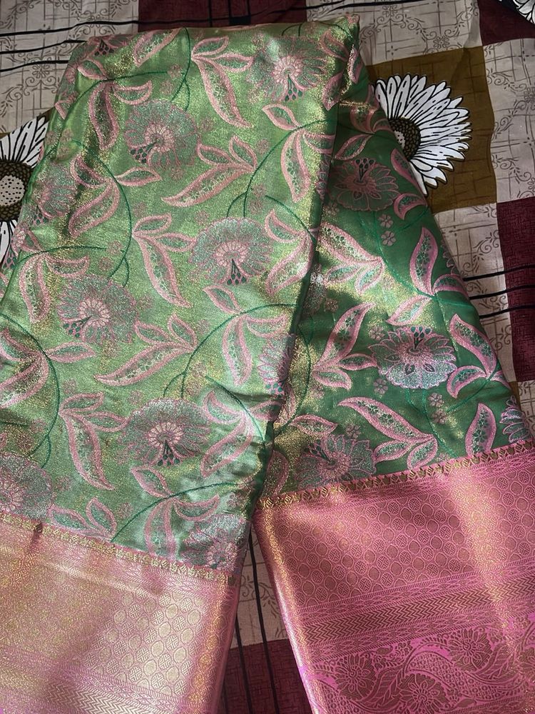 Green &amp;pink Saree