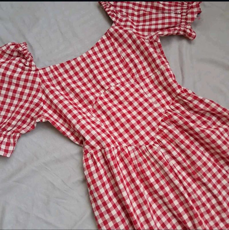 Gingham Bodice Structured Dress With Inner Lining