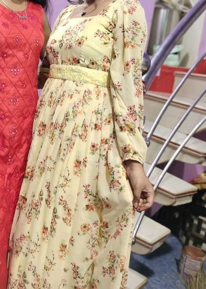 Ethnic Floral Print Gown 💓