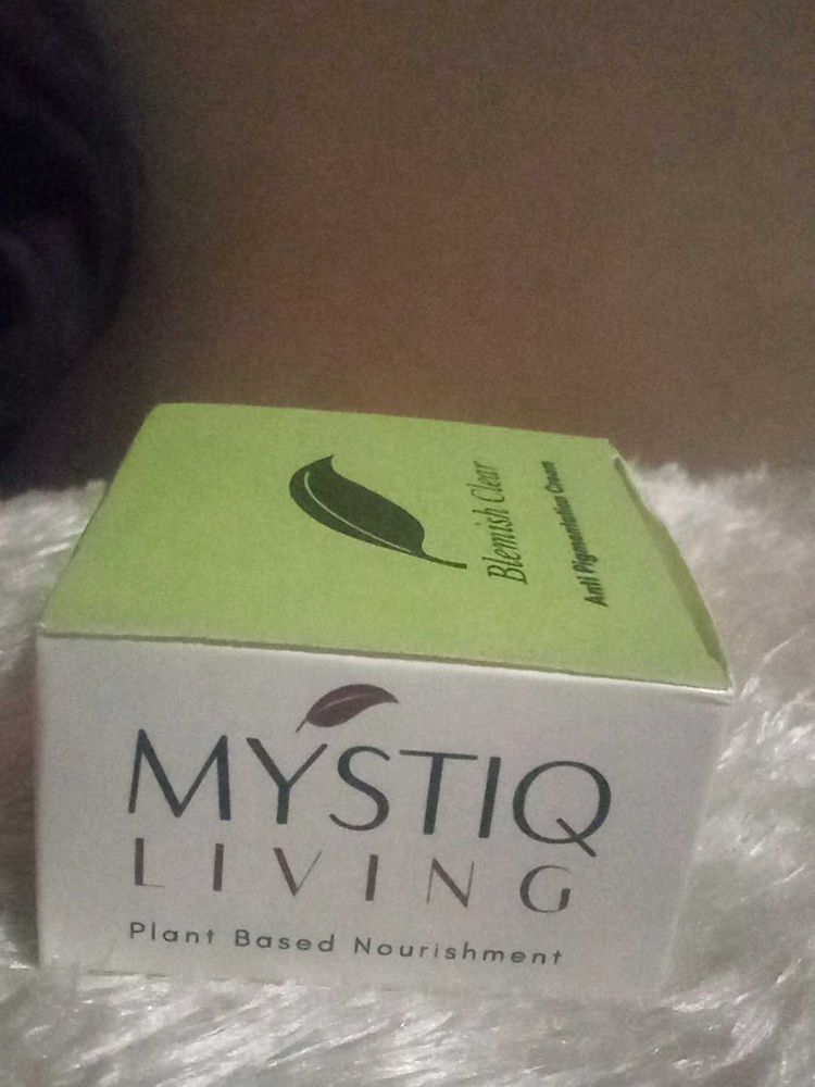 Mystiq Living Day And Night Cream
