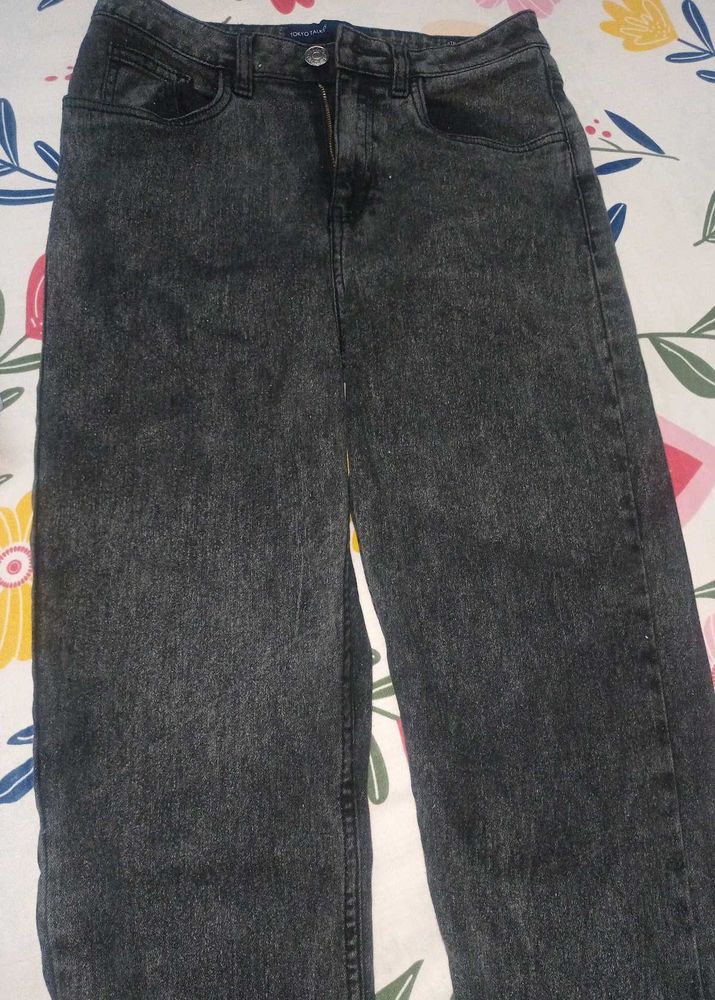 Women Charcoal Straight Fit Jeans
