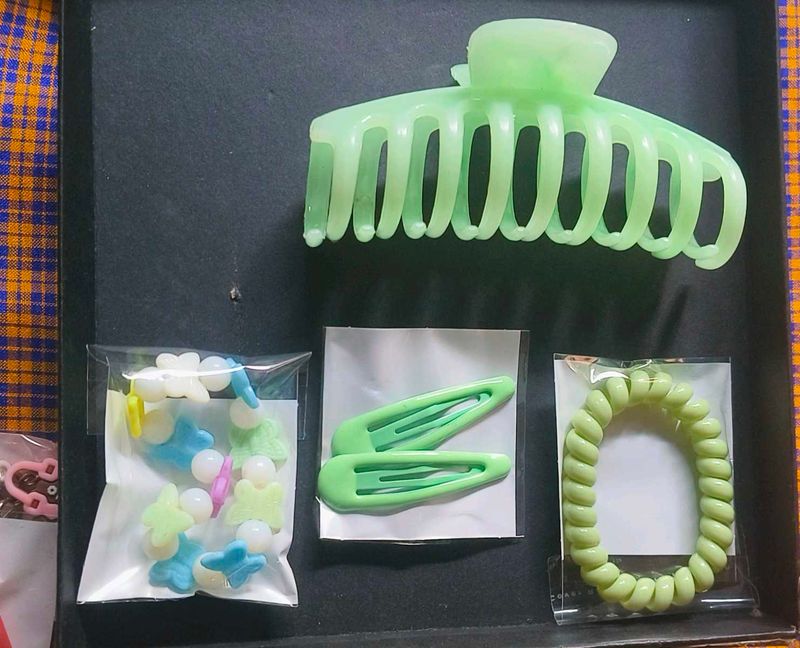 Hair Accessory Gift 🎁 Hamper For Your Sister