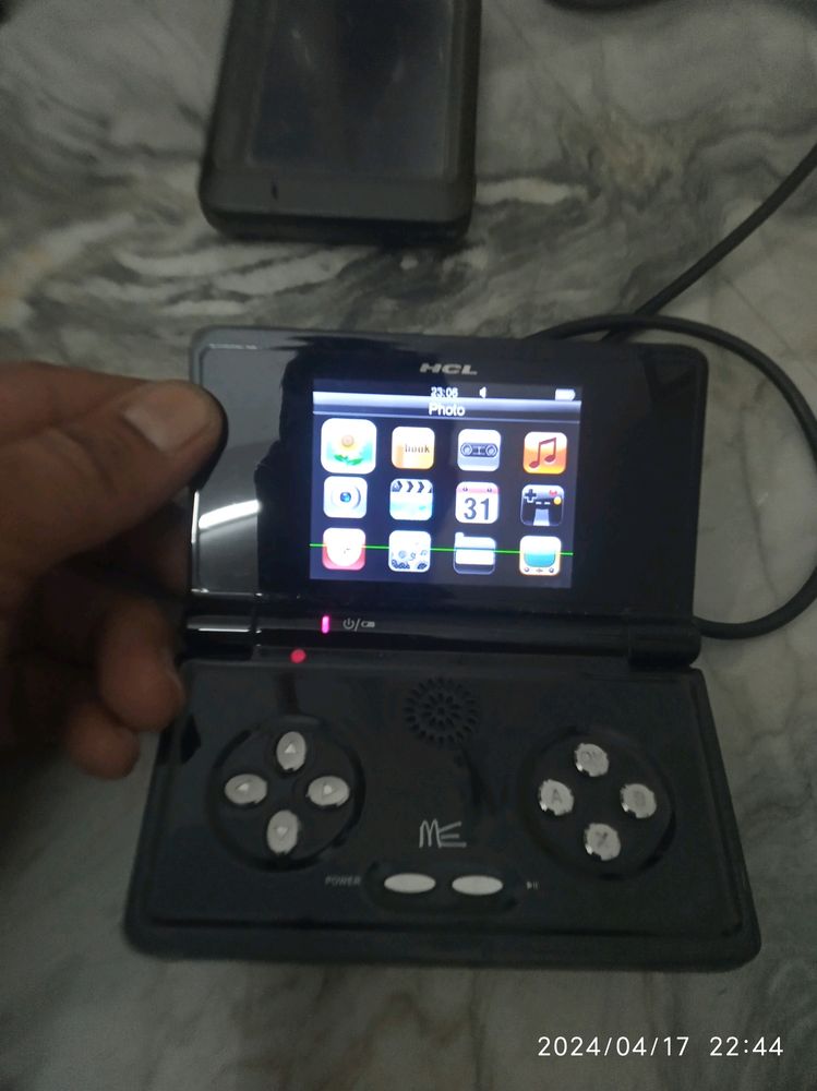 HCL ME Game With Camera Tv Out Or In Put