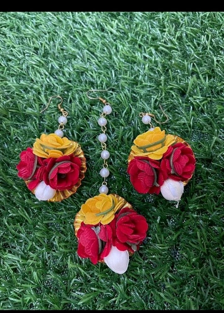 New Haldi Maag Tukada With Earrings