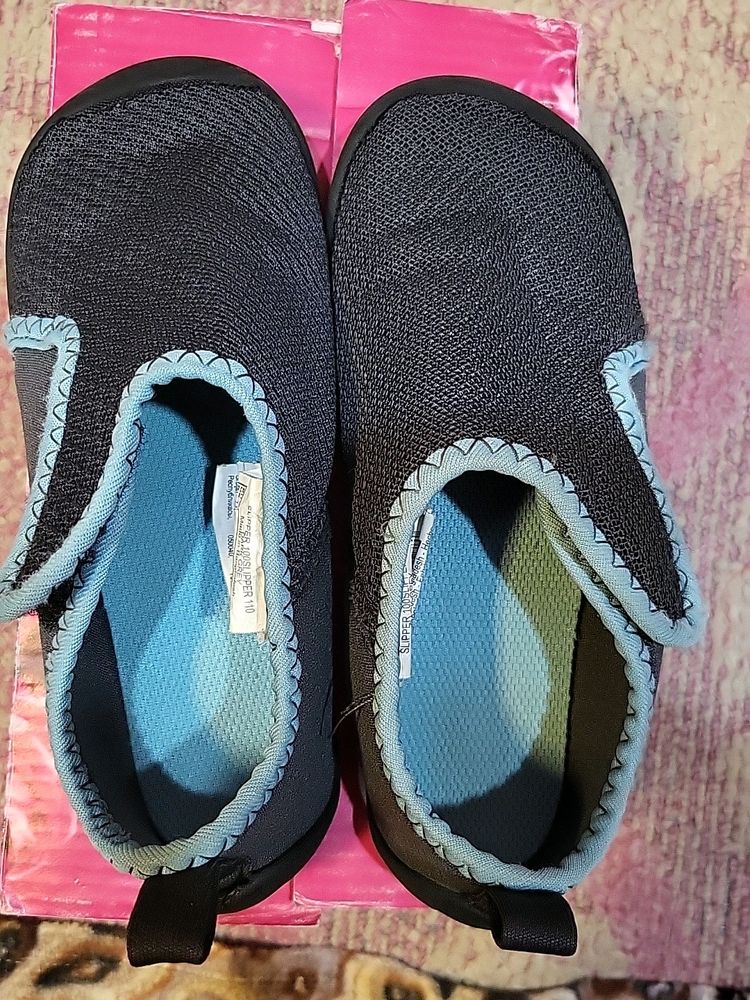 Decathlon Slipper Shoes