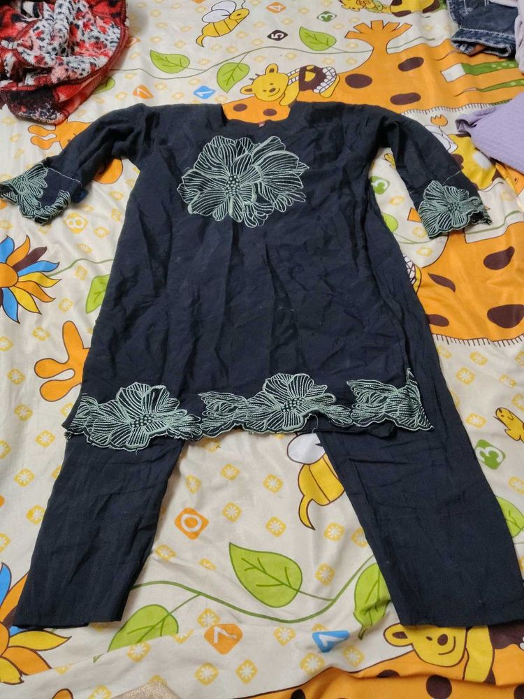 Elegant Embroidered Kurta Set