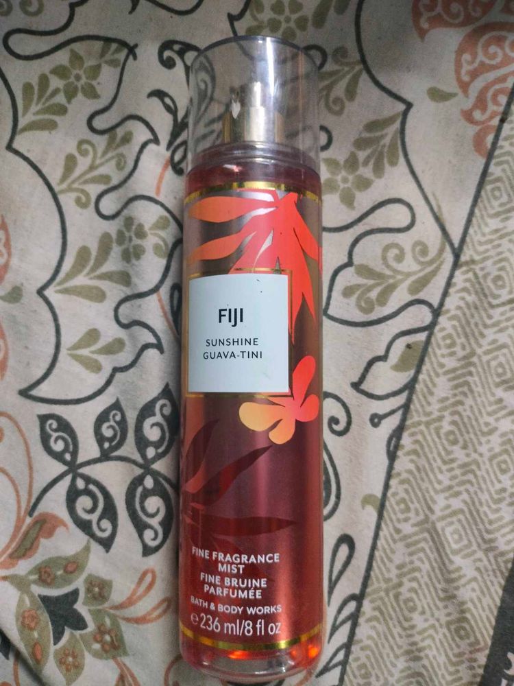 Bath &amp; Body Works Fiji Sunshine Guava-Tini Mist