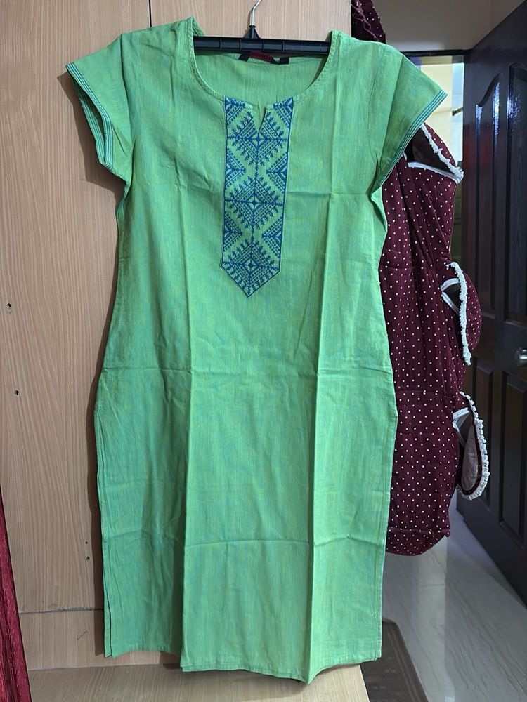 Green Embroidered kurta