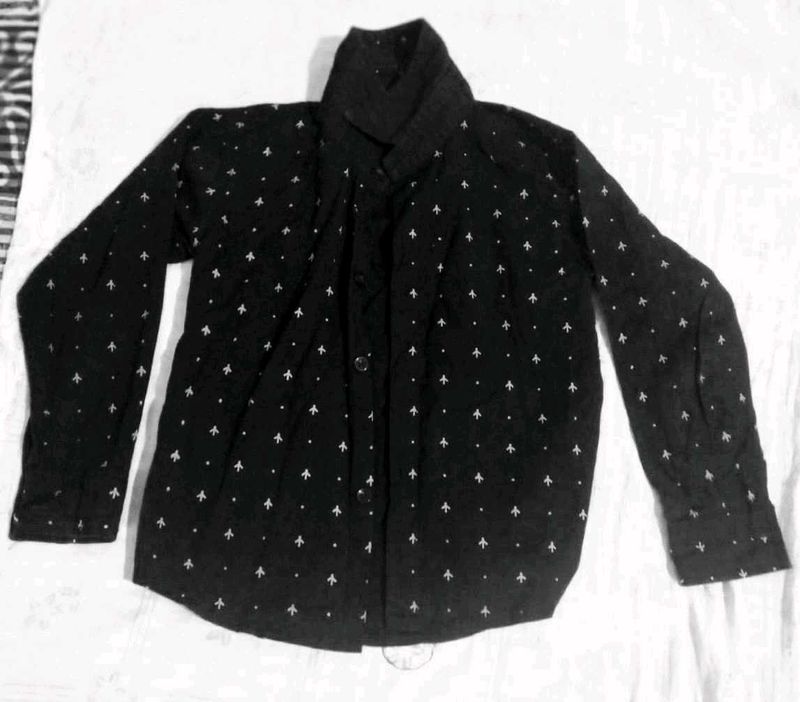 Stylish Black Patterned Shirt