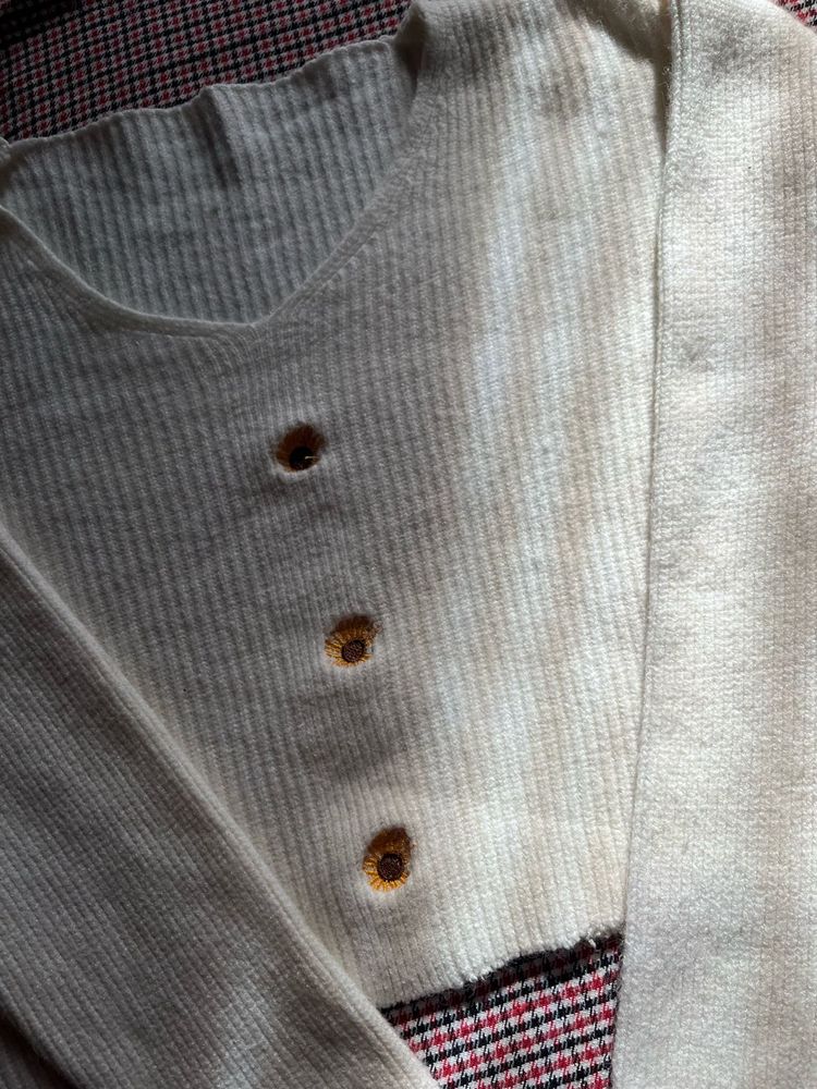 Cute Knit Cardigan with Details