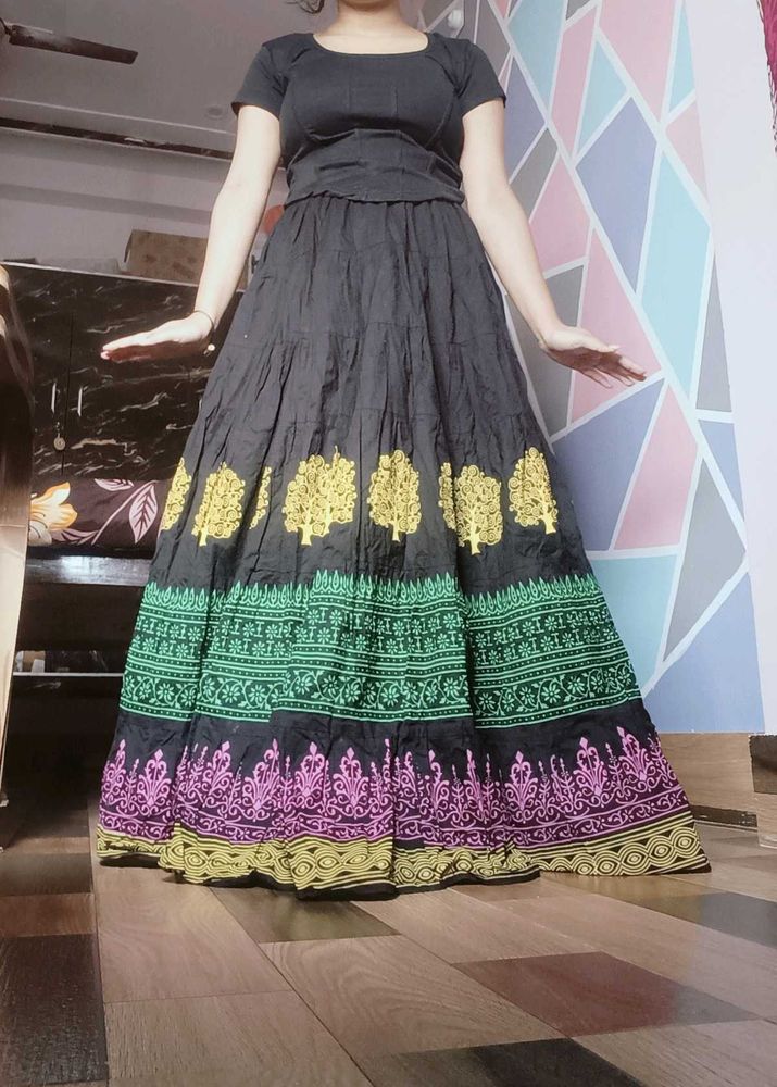 Printed long skirt