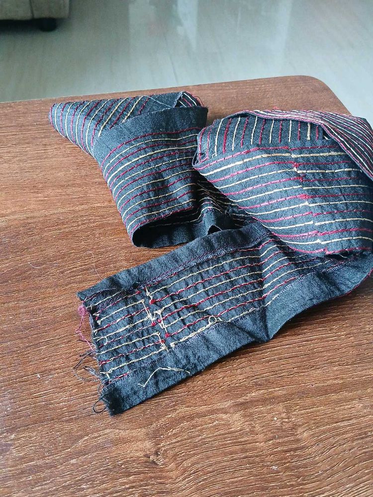 striped saree border