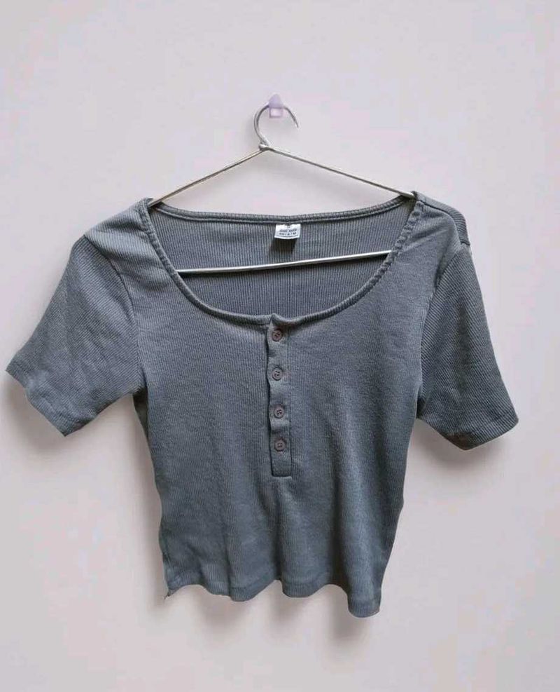 Combo (2)SSS Crop Tops And Get One FREE