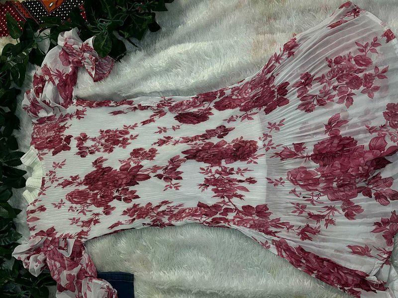 Floral Top with Lace Detail