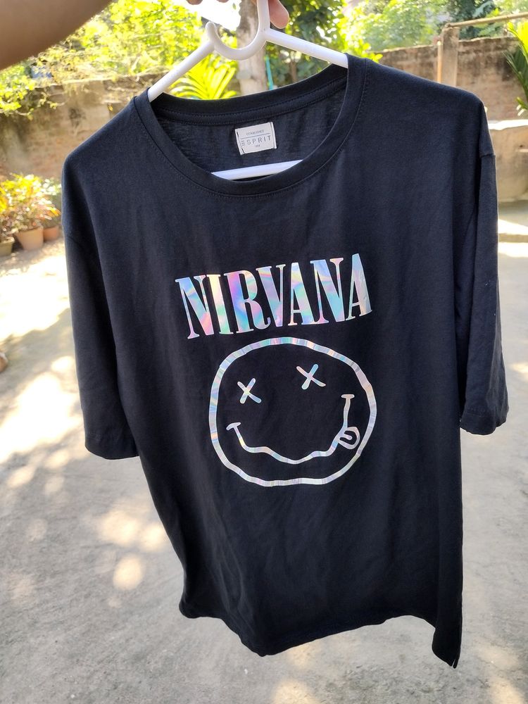 unisex large tees