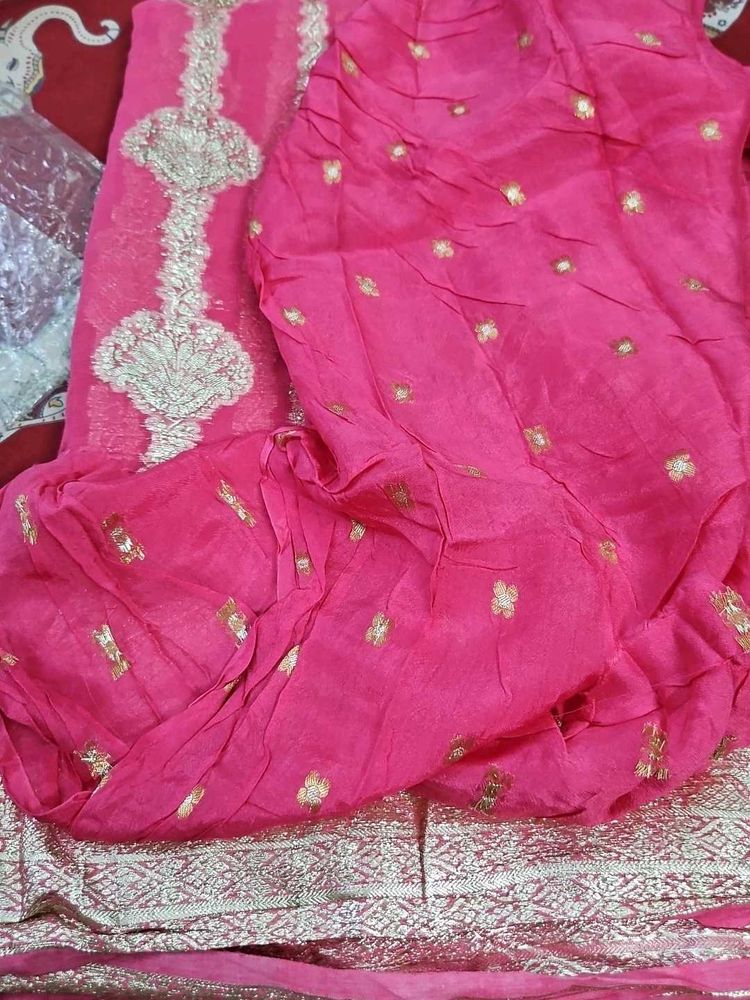 Pink &amp; Gold  Saree Jorjat