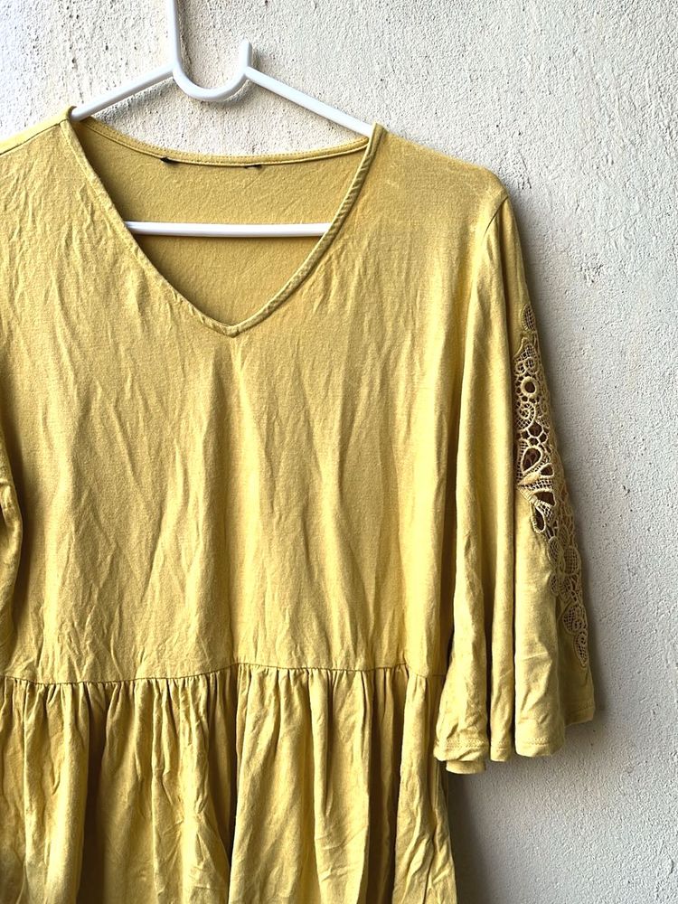 Brand New 😍Yellow V-Neck Top