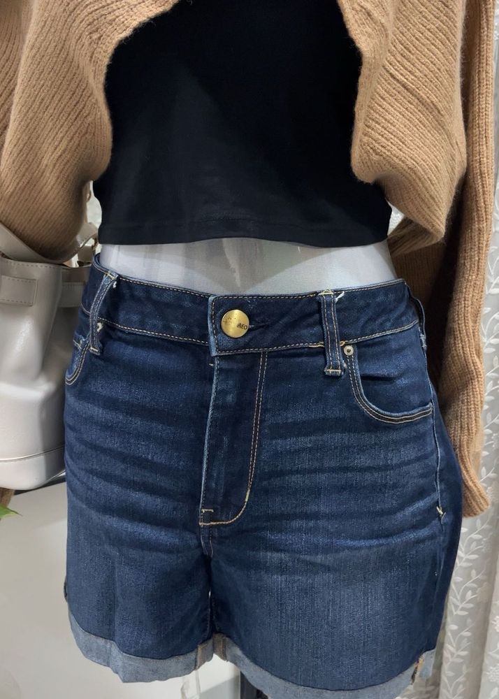 AMERICAN EAGLE OUTFITTERS Shorts