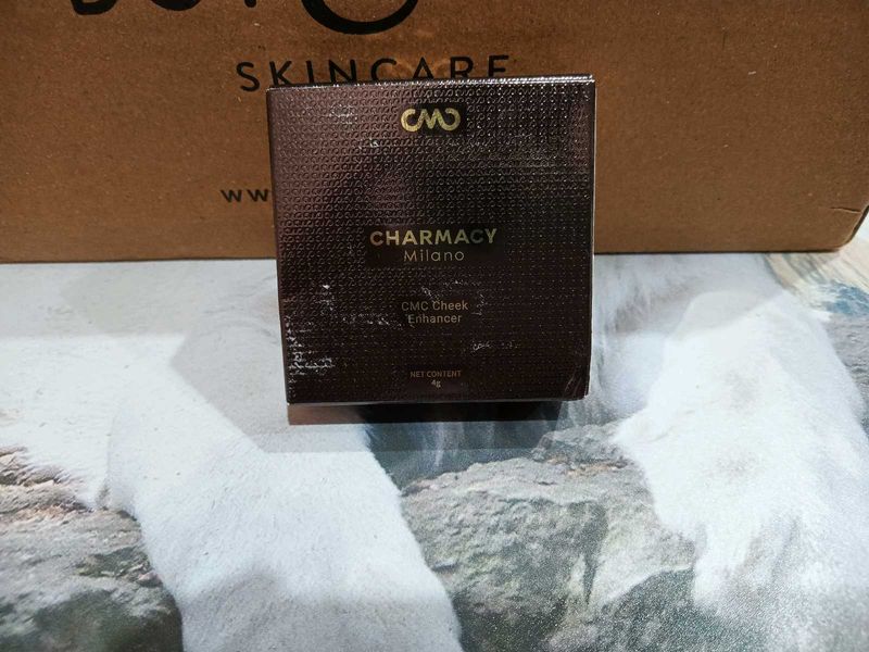 Charmacy Milano Highlighter