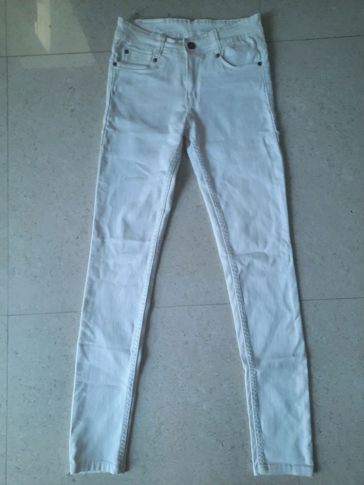 White 🤍 Skinny Fit Jeans
