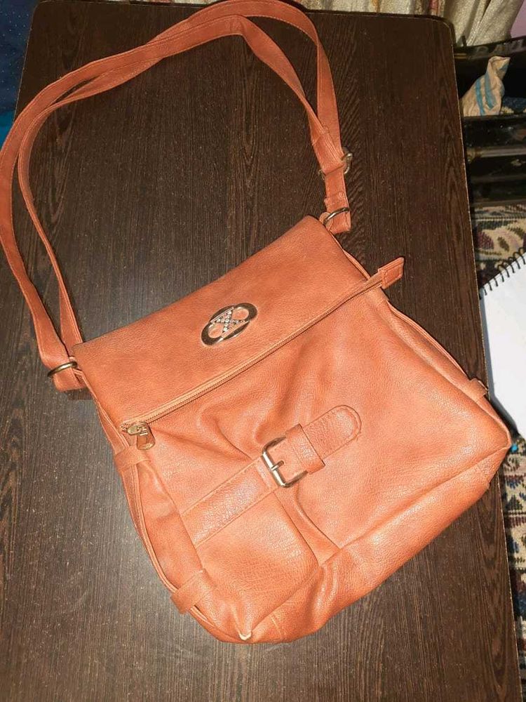 Sling  Bag 🛍️