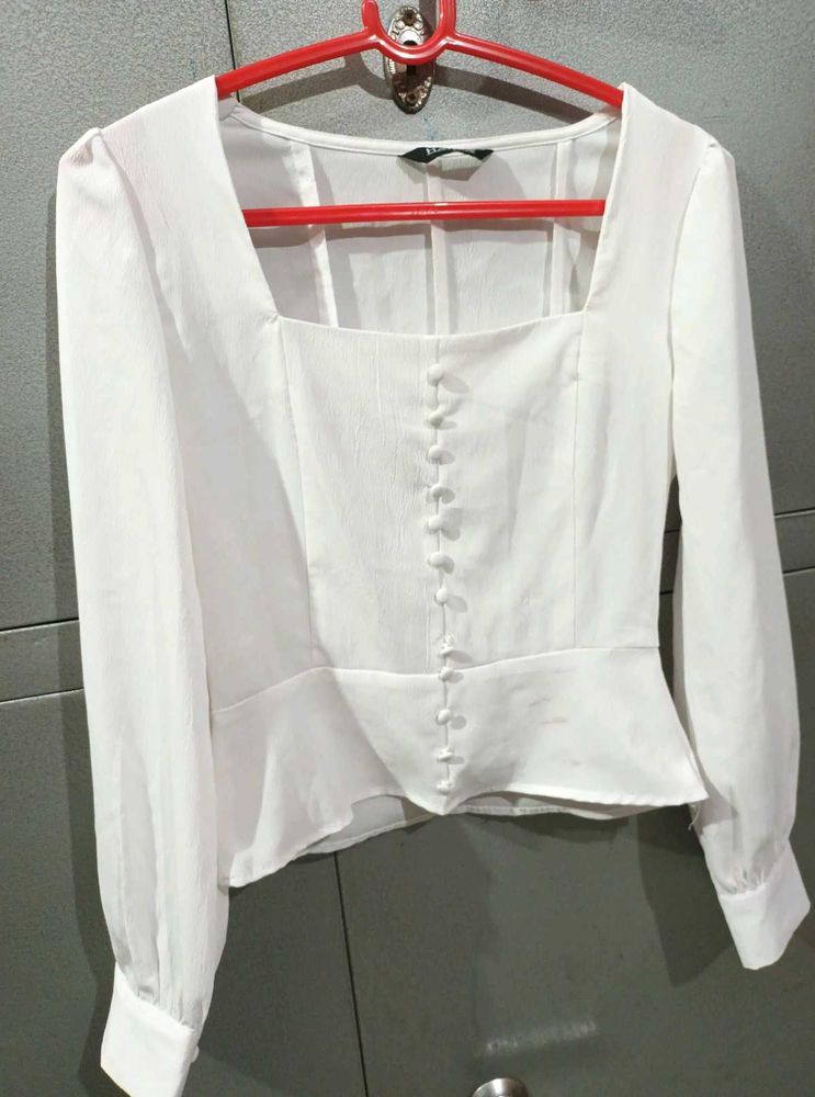 Chic White Long Sleeve Top