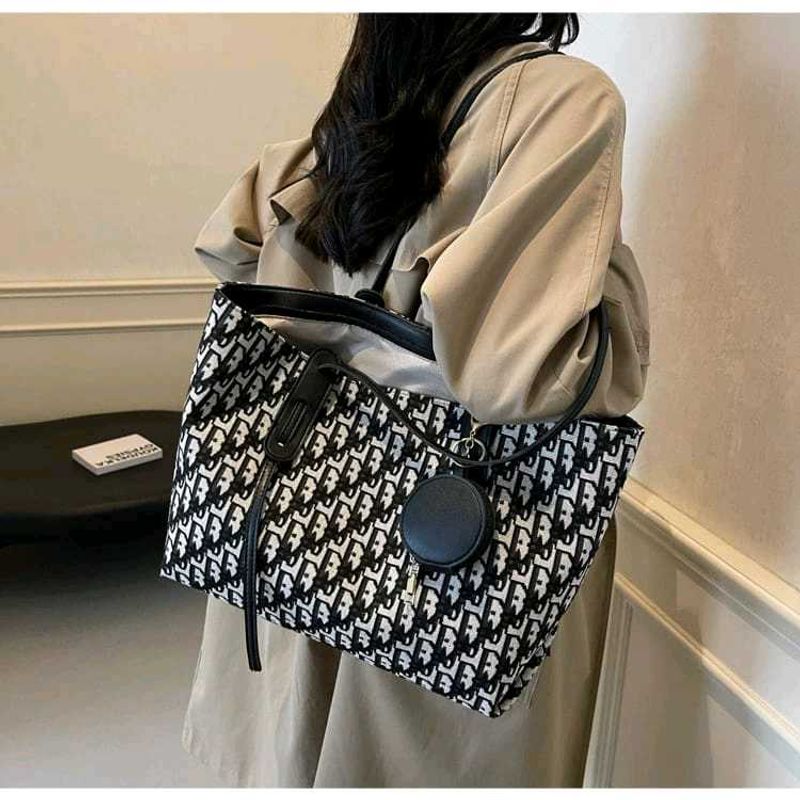 Dior Tote Bags New
