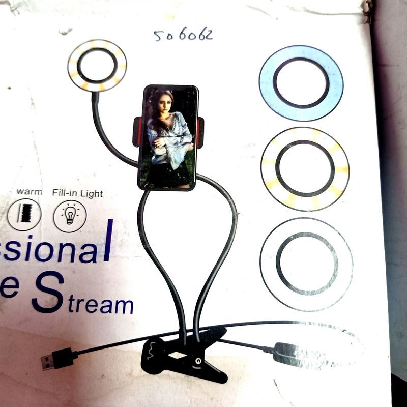 Mobile Stand With Ring Light