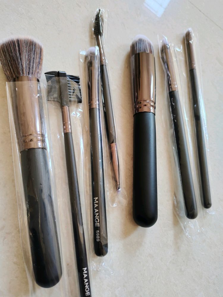 Maange Make Up Brushes