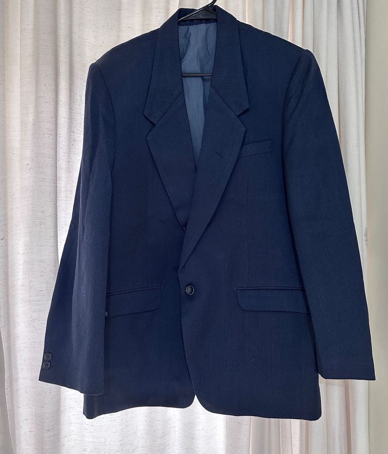 Formal Suit In A Very Good Condition For Men