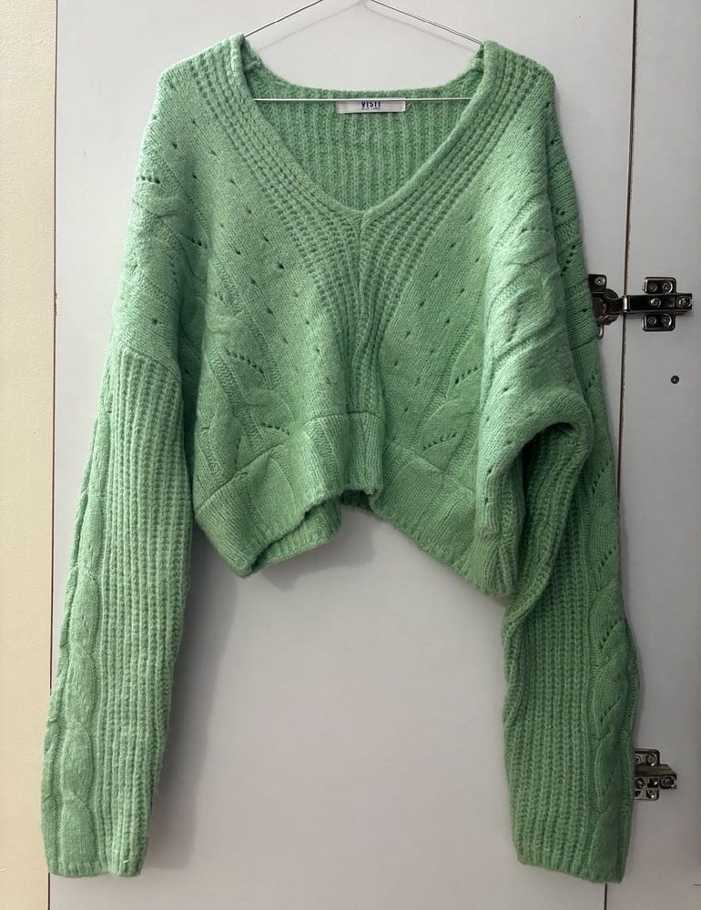 Cute sea Green V-Neck Sweater