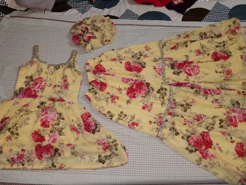 Cute Floral Dress Set