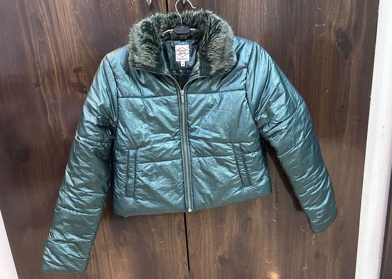 Green Puffer Jacket with Faux Fur