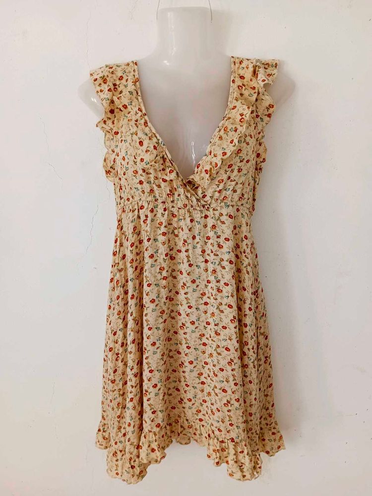 BEAUTIFUL FLORAL RUFFLE DRESS