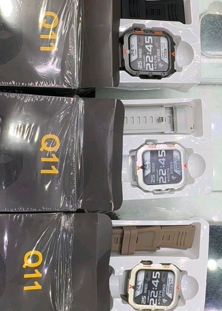 Q11 Smartwatch