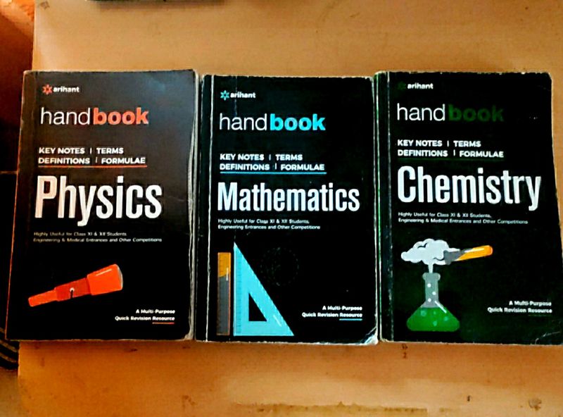 Arihant PCM Handbook for Engineering and Medical Entrance Exams